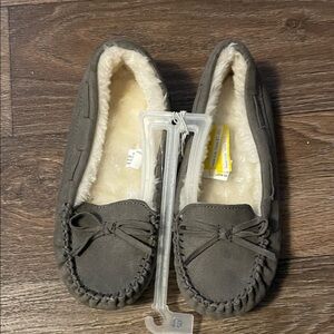 Gray Moccasin Slippers with Faux Fur Lining
